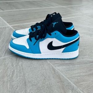 Nike Air Jordan 1 Low GS UNC size US 6.5Y